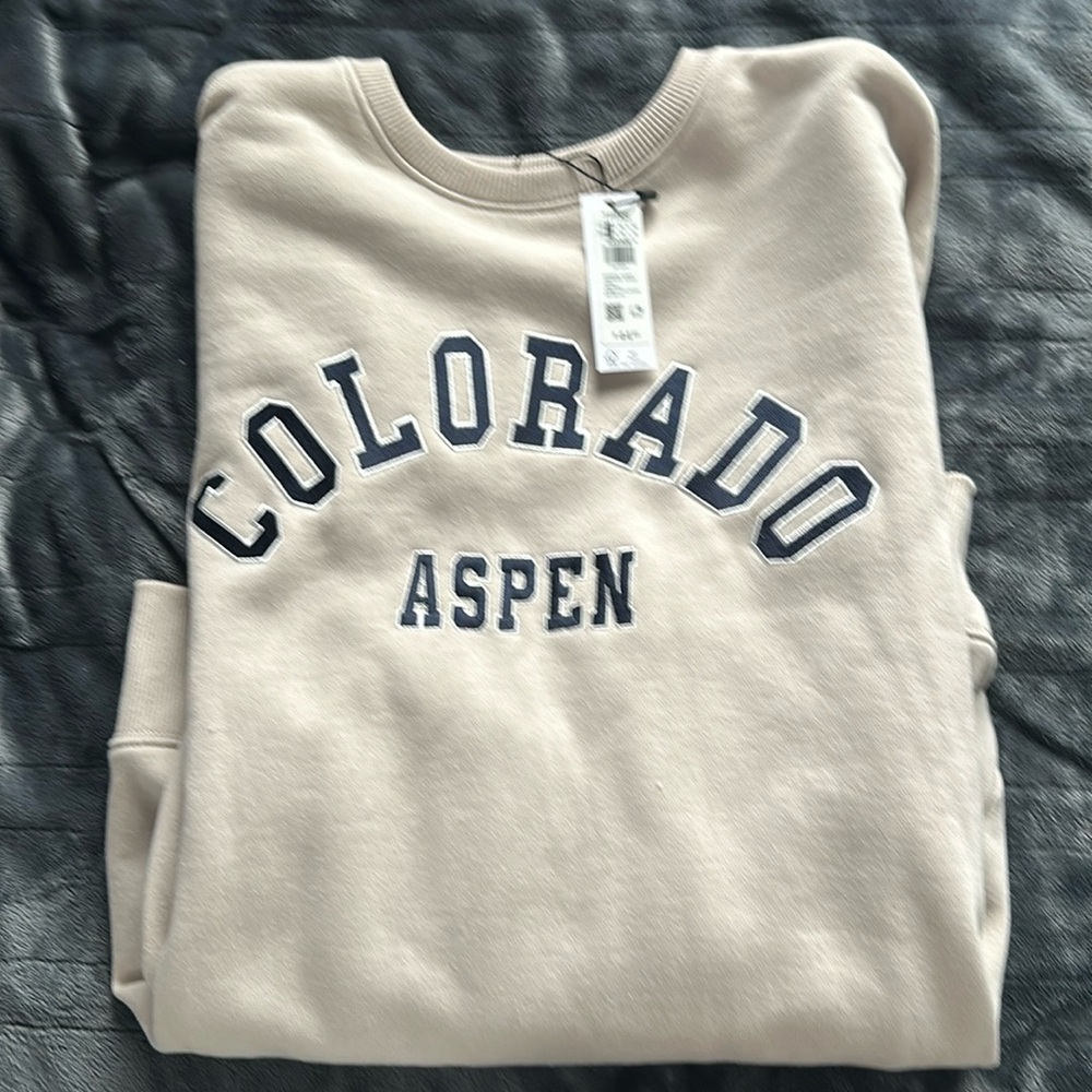 Cream colored Garage crewneck NWT